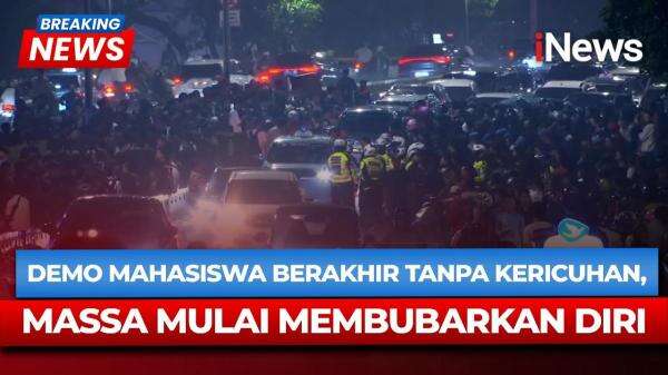Demo Massa Mahasiswa Bubar, Polisi Mulai Buka Akses Jalan Sudirman Demo Massa Mahasiswa Bubar, Polisi Mulai Buka Akses Jalan Sudirman