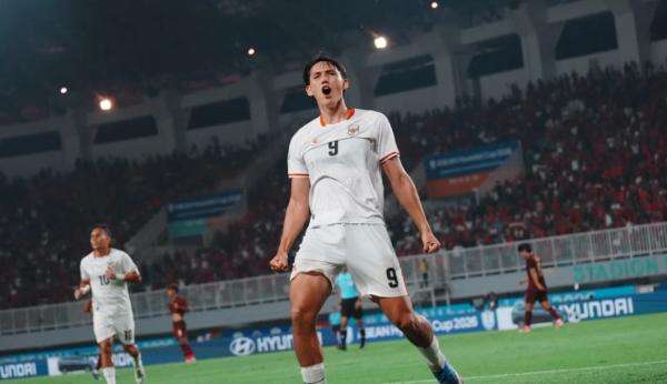 Mitchell Baker Kirim Pesan Tegas Jelang Timnas Indonesia vs Singapura, Targetnya Cuma Satu! Mitchell Baker Kirim Pesan Tegas Jelang Timnas Indonesia vs Singapura, Targetnya Cuma Satu!