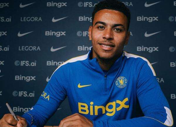 Kata-Kata Morgan Rogers Usai Pindah ke Chelsea dan Jadi Pemain Termahal Inggris Kata-Kata Morgan Rogers Usai Pindah ke Chelsea dan Jadi Pemain Termahal Inggris
