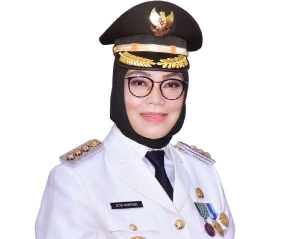 Gelar OTT di Sukoharjo, KPK Tangkap Bupati Etik Suryani Gelar OTT di Sukoharjo, KPK Tangkap Bupati Etik Suryani