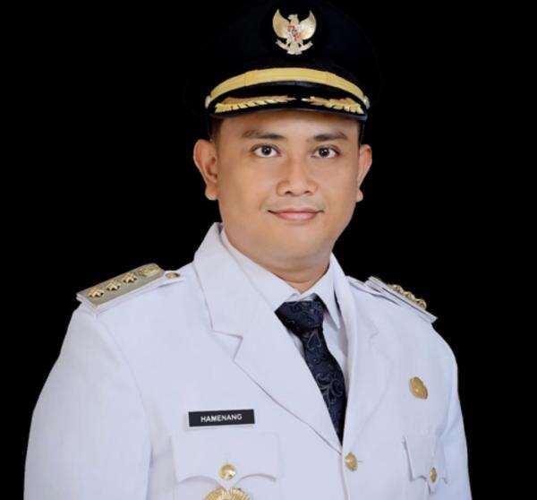 Profil Bupati Klaten Hamenang Wajar Ismoyo yang Ditangkap KPK, Ini Jejak Karier dan Pendidikannya Profil Bupati Klaten Hamenang Wajar Ismoyo yang Ditangkap KPK, Ini Jejak Karier dan Pendidikannya