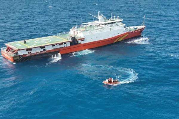 Evakuasi Korban KM Virgo Transport 8 Terbalik di Laut Jawa, Basarnas: Kapal Terus Berubah Kemiringannya Evakuasi Korban KM Virgo Transport 8 Terbalik di Laut Jawa, Basarnas: Kapal Terus Berubah Kemiringannya