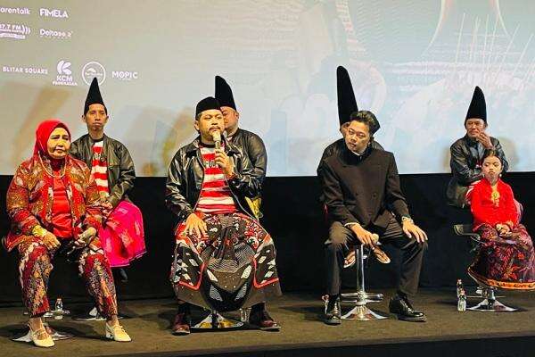 Jadi Pemeran Utama Film Foufo, Tretan Muslim Ungkap Misi Film Ini Jadi Pemeran Utama Film Foufo, Tretan Muslim Ungkap Misi Film Ini