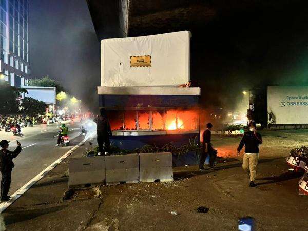 Tersangka Kerusuhan Demo DPR Bertambah Jadi 49 Orang, 5 di Antaranya Anak-anak Tersangka Kerusuhan Demo DPR Bertambah Jadi 49 Orang, 5 di Antaranya Anak-anak