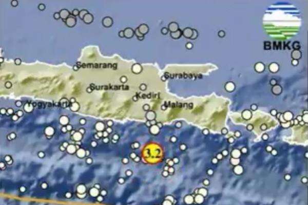 Gempa Terkini Guncang Malang Jatim, Cek Kekuatan Magnitudonya Gempa Terkini Guncang Malang Jatim, Cek Kekuatan Magnitudonya