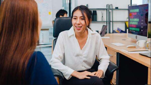 UU Ketenagakerjaan Baru: Masa Kerja Kontrak Maksimal 2 Tahun, Outsourcing Hanya 5 Bidang UU Ketenagakerjaan Baru: Masa Kerja Kontrak Maksimal 2 Tahun, Outsourcing Hanya 5 Bidang
