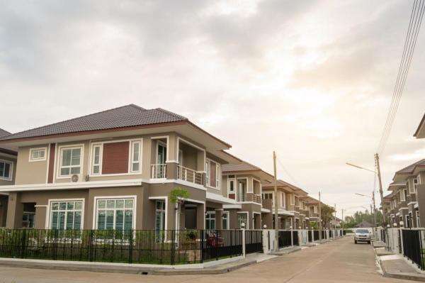 Sektor Properti Kehilangan Tenaga di Tengah Bunga Tinggi Sektor Properti Kehilangan Tenaga di Tengah Bunga Tinggi