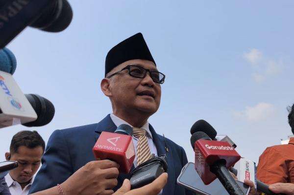 Prabowo Panggil Menhaj dan Wamenhaj ke Istana, Bahas Biaya Haji 2027 Prabowo Panggil Menhaj dan Wamenhaj ke Istana, Bahas Biaya Haji 2027