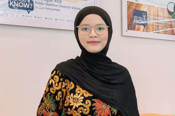 Kisah Aulia, Anak Tukang Tambal Ban yang Sukses Jadi Lulusan Terbaik IPB University Kisah Aulia, Anak Tukang Tambal Ban yang Sukses Jadi Lulusan Terbaik IPB University