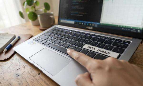 Komdigi Gandeng BSSN Usut Dugaan Jual Beli Data Pribadi Ilegal Komdigi Gandeng BSSN Usut Dugaan Jual Beli Data Pribadi Ilegal