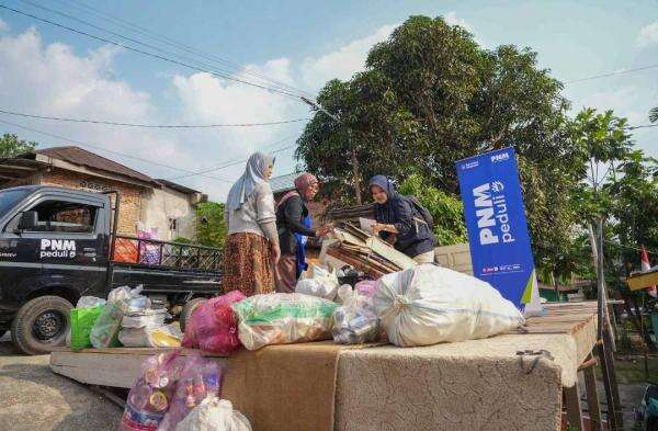Danau Sipin Kembali Bersinar, Leni Rajut Harapan Bersama Holding Ultra Mikro Danau Sipin Kembali Bersinar, Leni Rajut Harapan Bersama Holding Ultra Mikro