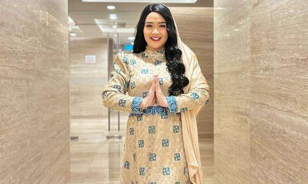 Haru, Vega Darwanti Tak Pakai Suster saat Rawat Ibunda selama Sakit Haru, Vega Darwanti Tak Pakai Suster saat Rawat Ibunda selama Sakit