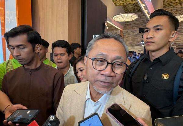500 Lebih Santri Keracunan MBG, Zulhas Desak BGN Pecat Pegawai SPPG 500 Lebih Santri Keracunan MBG, Zulhas Desak BGN Pecat Pegawai SPPG