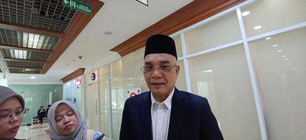 Komisi VIII DPR Beri Sinyal Biaya Haji 2027 Berpeluang Naik Komisi VIII DPR Beri Sinyal Biaya Haji 2027 Berpeluang Naik