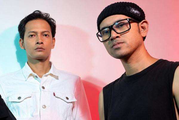 Fedi Nuril Kenang Sosok Aries Garasi: Lo Lebih dari Teman Ngeband Fedi Nuril Kenang Sosok Aries Garasi: Lo Lebih dari Teman Ngeband
