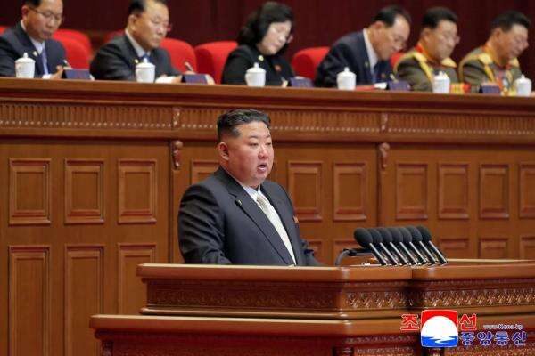 Tuduh AS Biang Kisruh, Kim Jong-un: Korut Akan Jalankan Posisinya sebagai Negara Nuklir Tuduh AS Biang Kisruh, Kim Jong-un: Korut Akan Jalankan Posisinya sebagai Negara Nuklir