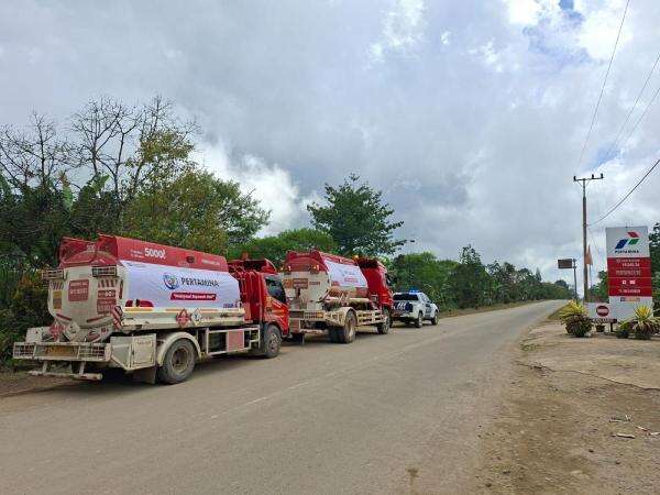 Pertamina Sumbagut Pastikan Penyaluran BBM di Sumbar Kembali Stabil Pasca Longsor Pertamina Sumbagut Pastikan Penyaluran BBM di Sumbar Kembali Stabil Pasca Longsor