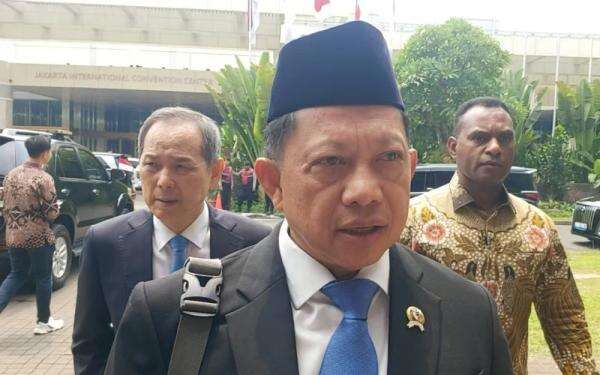 Mendagri Terbitkan Instruksi Minta Kepala Daerah Larang Pembukaan Lahan Tanpa Terkecuali Mendagri Terbitkan Instruksi Minta Kepala Daerah Larang Pembukaan Lahan Tanpa Terkecuali