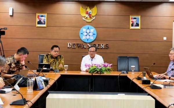 Dewan Pers Soroti Fenomena Ledakan Informasi di Ruang Publik, Didominasi Muatan Kurang Berkualitas Dewan Pers Soroti Fenomena Ledakan Informasi di Ruang Publik, Didominasi Muatan Kurang Berkualitas