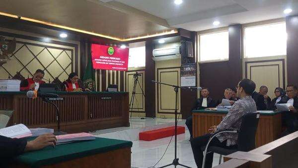 Hakim Tetapkan 4 Saksi dan 1 Ahli untuk Diperiksa Ulang di Sidang Banding Nadiem Hakim Tetapkan 4 Saksi dan 1 Ahli untuk Diperiksa Ulang di Sidang Banding Nadiem