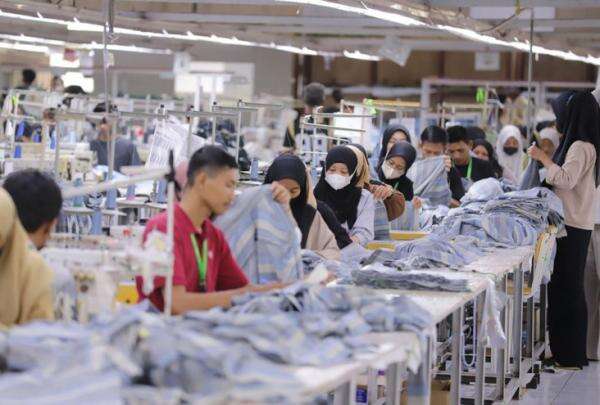 Permintaan Melambat, Indeks Kepercayaan Industri (IKI) Juni Turun ke 52,90 Permintaan Melambat, Indeks Kepercayaan Industri (IKI) Juni Turun ke 52,90