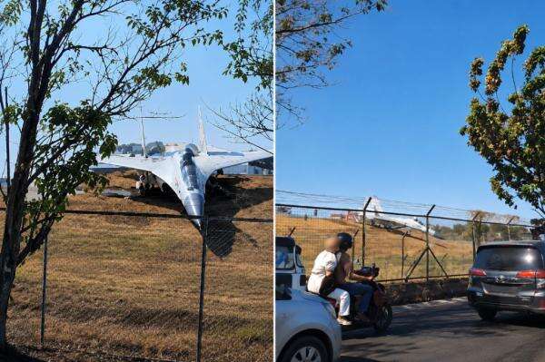 Jet Tempur Sukhoi TNI AU Tergelincir di Bandara Sultan Hasanuddin, Keluar Landasan Pacu Jet Tempur Sukhoi TNI AU Tergelincir di Bandara Sultan Hasanuddin, Keluar Landasan Pacu