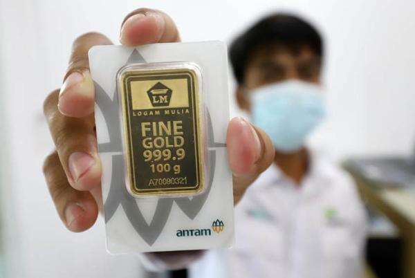 Kilau Emas Antam Meredup, Hari Ini Turun Rp6 Ribu jadi Rp2.664.000 per Gram Kilau Emas Antam Meredup, Hari Ini Turun Rp6 Ribu jadi Rp2.664.000 per Gram