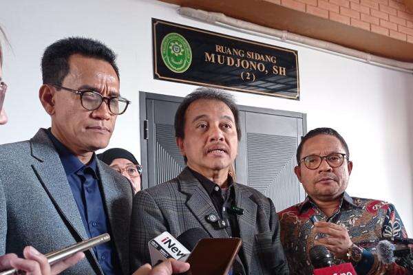 Roy Suryo Soroti Pemanggilan Oegroseno oleh Kortas Tipikor Polri: Ini Kriminalisasi Roy Suryo Soroti Pemanggilan Oegroseno oleh Kortas Tipikor Polri: Ini Kriminalisasi