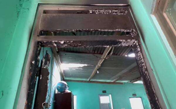 MI di Gunungkidul Dibakar Orang Tak Dikenal, Siswa Terpaksa Belajar di Masjid MI di Gunungkidul Dibakar Orang Tak Dikenal, Siswa Terpaksa Belajar di Masjid