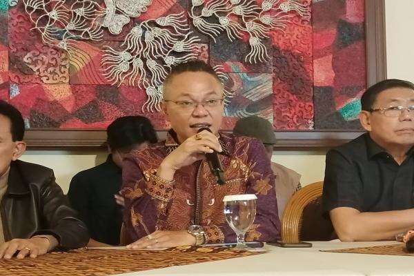 Reaksi Praperadilan Roy Suryo, Ade Darmawan: Jangan Senang Dulu, Pokok Perkara Tidak Gugur Reaksi Praperadilan Roy Suryo, Ade Darmawan: Jangan Senang Dulu, Pokok Perkara Tidak Gugur