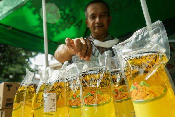 Jaga HET MinyaKita di Angka Rp15.700 per Liter, Istana Buka Suara Jaga HET MinyaKita di Angka Rp15.700 per Liter, Istana Buka Suara