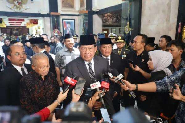 SBY Kemungkinan Tak Hadiri Sidang Tahunan MPR, Demokrat: Lagi Check Up di Amerika SBY Kemungkinan Tak Hadiri Sidang Tahunan MPR, Demokrat: Lagi Check Up di Amerika