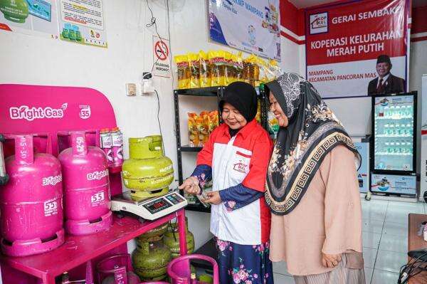 Pertamina Patra Niaga Dukung Program Kopdes Merah Putih Melalui Penyaluran LPG 3 Kg Pertamina Patra Niaga Dukung Program Kopdes Merah Putih Melalui Penyaluran LPG 3 Kg
