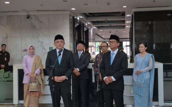 Suahasil Sambut Dua Wamenkeu Baru, Formasi Pimpinan Kementerian Keuangan Kini Tiga Wamen Suahasil Sambut Dua Wamenkeu Baru, Formasi Pimpinan Kementerian Keuangan Kini Tiga Wamen