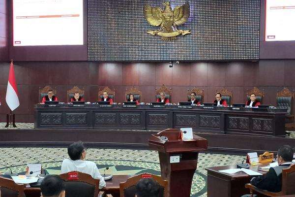 DKPP Terima 5 Aduan terkait Putusan MK soal Dugaan Pasal Selundupan DKPP Terima 5 Aduan terkait Putusan MK soal Dugaan Pasal Selundupan