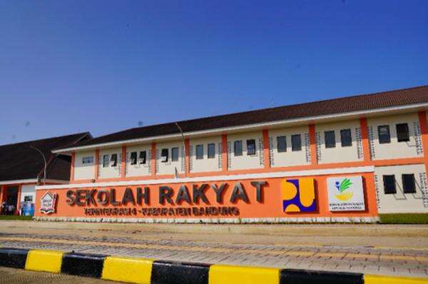 Survei Median: Program Sekolah Rakyat Dapat Respons Positif dari Publik Survei Median: Program Sekolah Rakyat Dapat Respons Positif dari Publik