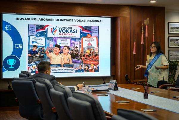 Seskab Teddy Gelar Kompetisi Gagasan Setkab Gengs, Cari Solusi Konkret untuk Dukung Asta Cita Seskab Teddy Gelar Kompetisi Gagasan Setkab Gengs, Cari Solusi Konkret untuk Dukung Asta Cita