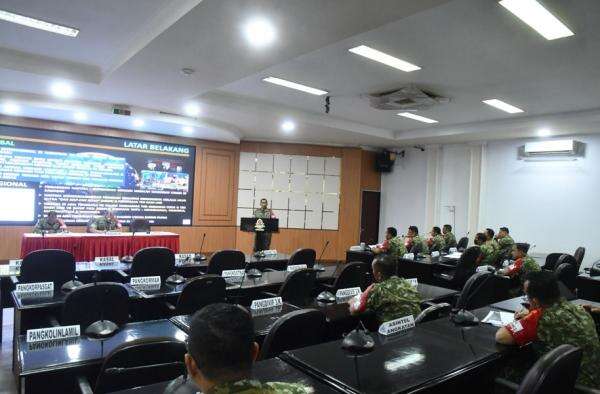 Pangkogabwilhan II Hadiri Latihan Posko Operasi Militer Perang Dikreg Sesko TNI Pangkogabwilhan II Hadiri Latihan Posko Operasi Militer Perang Dikreg Sesko TNI