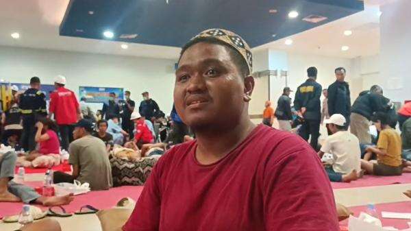 Kesaksian Penumpang Selamat Detik-Detik Mencekam Kebakaran KM Mutiara Sentosa II Kesaksian Penumpang Selamat Detik-Detik Mencekam Kebakaran KM Mutiara Sentosa II