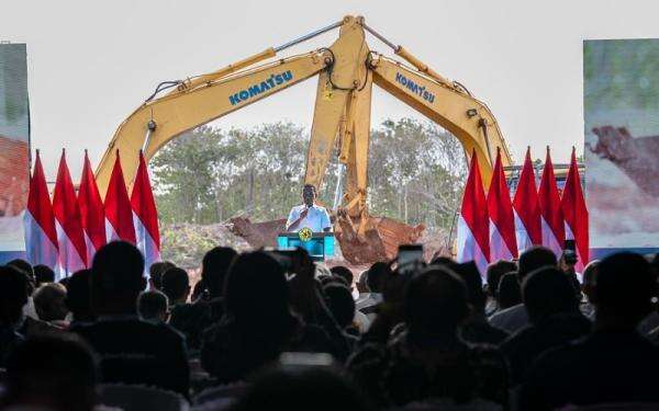 Bahlil Pastikan 30 Persen Tenaga Kerja Proyek Gas Abadi Masela Warga Maluku Bahlil Pastikan 30 Persen Tenaga Kerja Proyek Gas Abadi Masela Warga Maluku