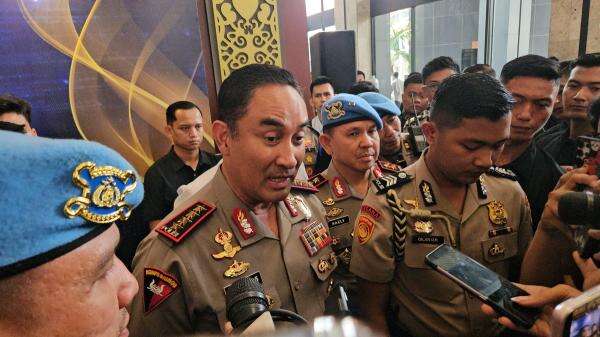 Kapolri Bakal Tindak Tegas Polisi yang Terlibat Kasus Narkoba Kapolri Bakal Tindak Tegas Polisi yang Terlibat Kasus Narkoba