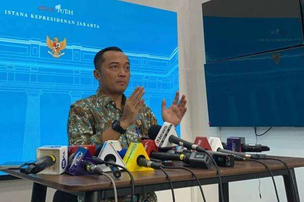 Sangkal Isu Reshuffle, Mensesneg: Evaluasi Tak Selalu Berujung Pergantian Menteri Sangkal Isu Reshuffle, Mensesneg: Evaluasi Tak Selalu Berujung Pergantian Menteri