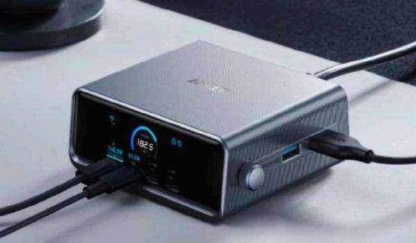 Mengenal Fungsi Desktop Charger, Bisa Mengisi Daya Berbagai Perangkat Elektronik Mengenal Fungsi Desktop Charger, Bisa Mengisi Daya Berbagai Perangkat Elektronik