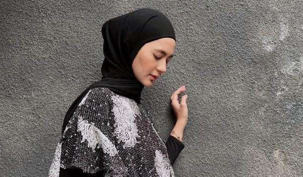 Paula Verhoeven Sedih Pria Dituduh Selingkuhannya Menolak Bersaksi Paula Verhoeven Sedih Pria Dituduh Selingkuhannya Menolak Bersaksi