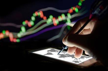 Dirut Xolare RCR Energy Lagi-Lagi Serok Saham SOLA Dirut Xolare RCR Energy Lagi-Lagi Serok Saham SOLA
