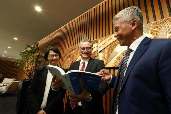 IIF Wujudkan Komitmen Pembiayaan Baru hingga Rp3,93 Triliun di 2024 IIF Wujudkan Komitmen Pembiayaan Baru hingga Rp3,93 Triliun di 2024