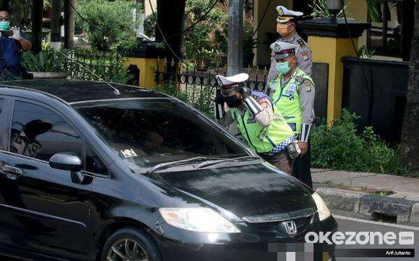 2.888 Pelanggaran Tercatat pada Hari Pertama Operasi Patuh Jaya, Ganjil Genap Mendominasi 2.888 Pelanggaran Tercatat pada Hari Pertama Operasi Patuh Jaya, Ganjil Genap Mendominasi