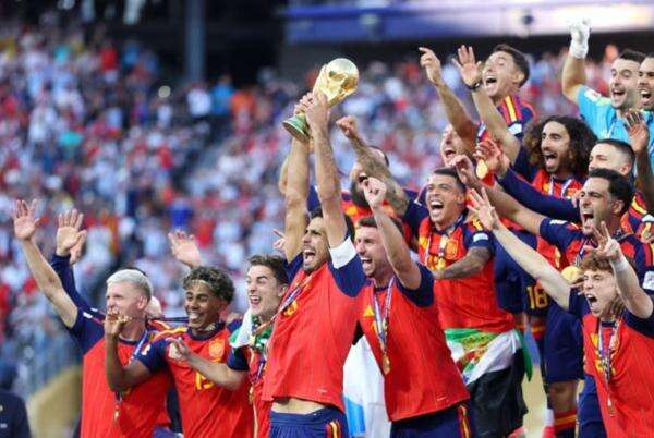 Koleksi Dua Trofi Piala Dunia, Spanyol Resmi Samai Pencapaian Prancis dan Uruguay! Koleksi Dua Trofi Piala Dunia, Spanyol Resmi Samai Pencapaian Prancis dan Uruguay!