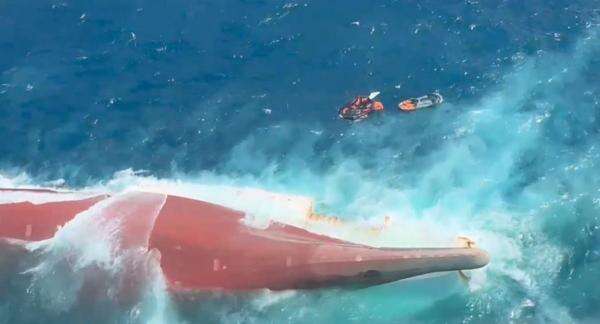 5 Fakta Kapal Virgo Terbalik Dihantam Ombak di Laut Jawa, Ratusan Orang dalam Pencarian 5 Fakta Kapal Virgo Terbalik Dihantam Ombak di Laut Jawa, Ratusan Orang dalam Pencarian