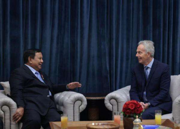 Semalam, Prabowo dan Eks PM Inggris Tony Blair Tukar Pikiran di Kertanegara Semalam, Prabowo dan Eks PM Inggris Tony Blair Tukar Pikiran di Kertanegara